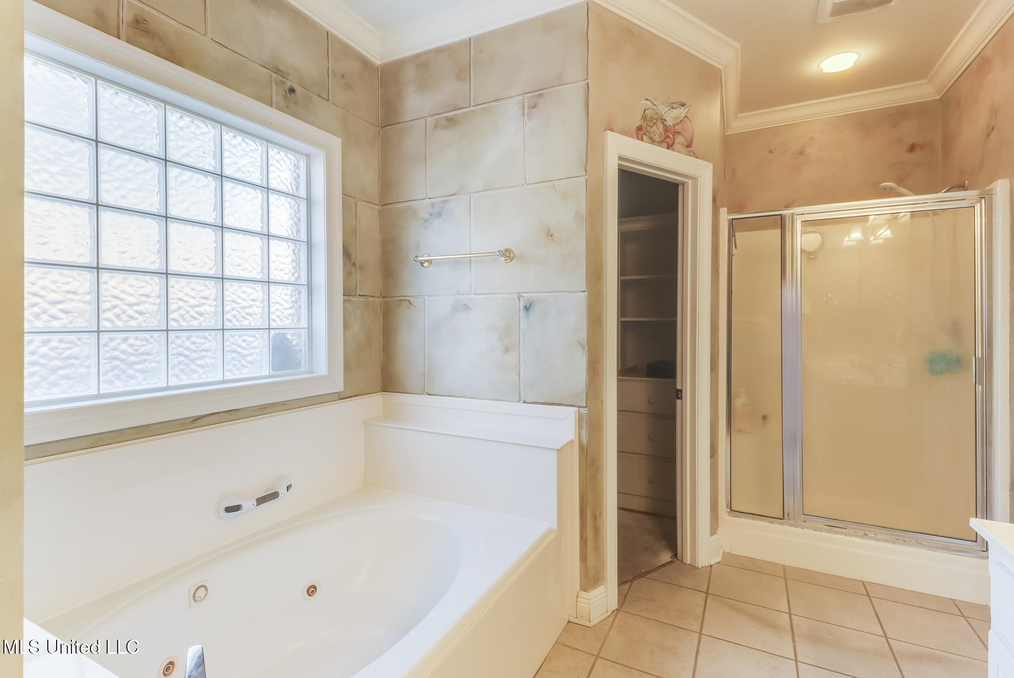 2466 Provence Place Biloxi, MS 39531 - Photo 13 of 32 Photo Nov 05 2025, 4 55 32 PM