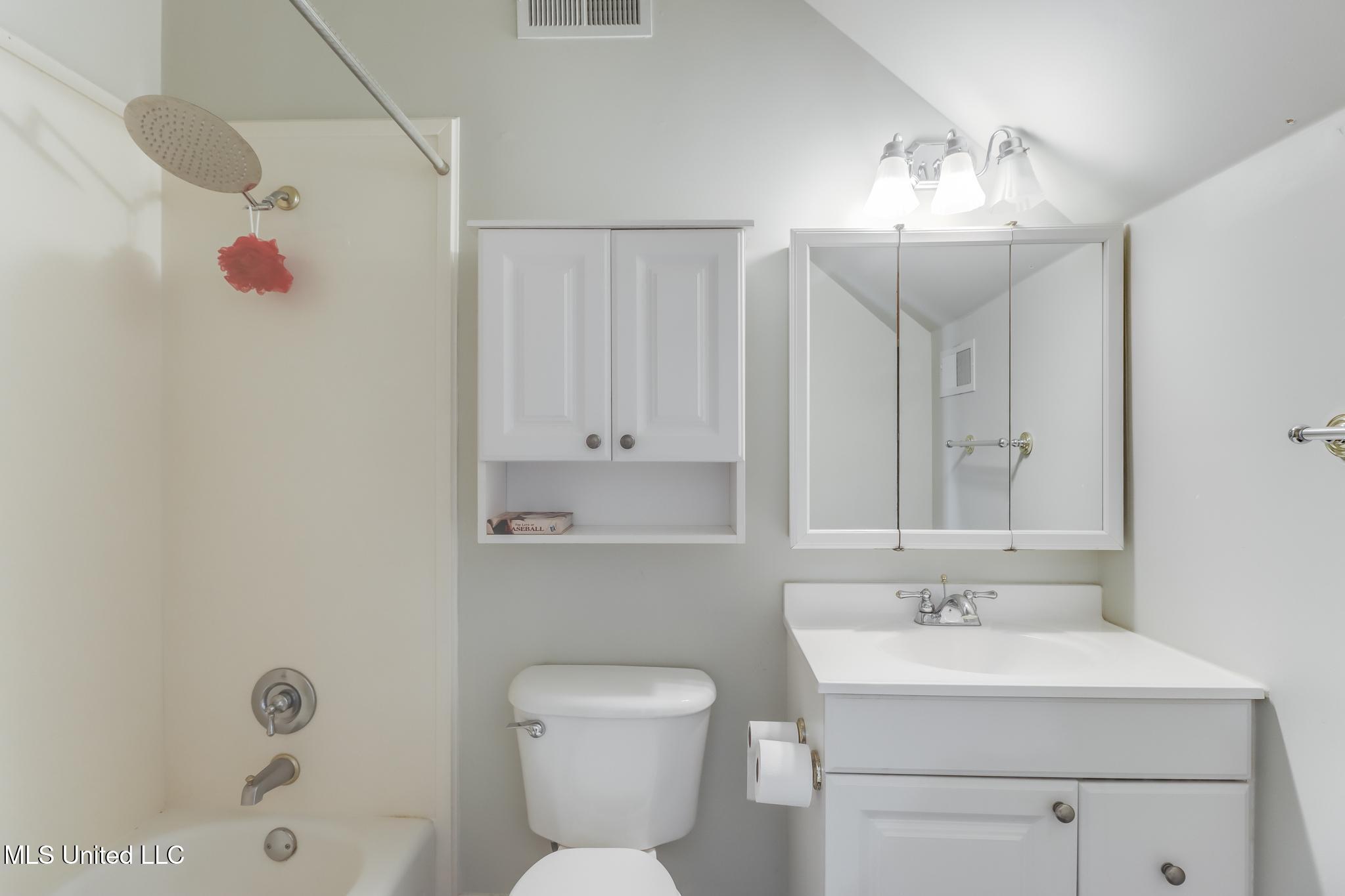 2466 Provence Place Biloxi, MS 39531 - Photo 22 of 32 Photo Nov 05 2025, 4 59 58 PM (2)