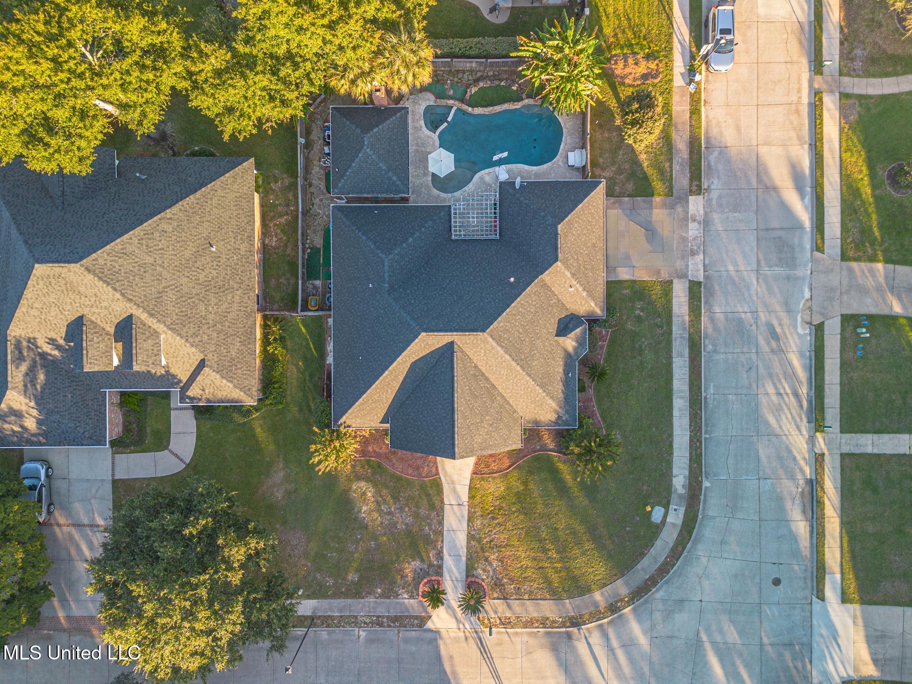 2466 Provence Place Biloxi, MS 39531 - Photo 29 of 32 11525-20