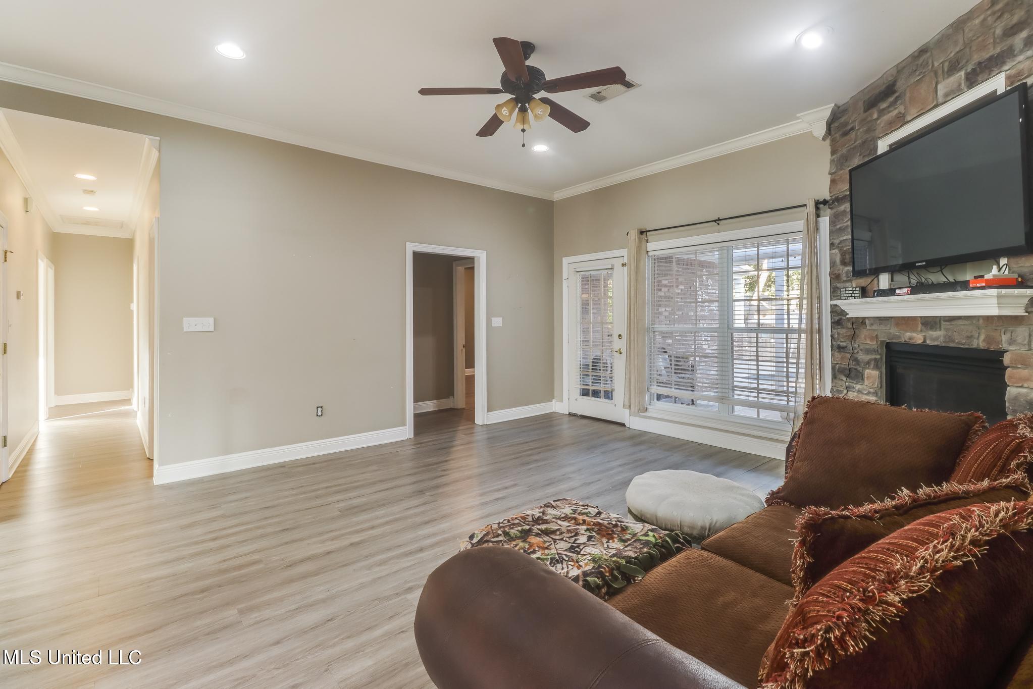 2466 Provence Place Biloxi, MS 39531 - Photo 9 of 32 Photo Nov 05 2025, 4 52 22 PM (2)