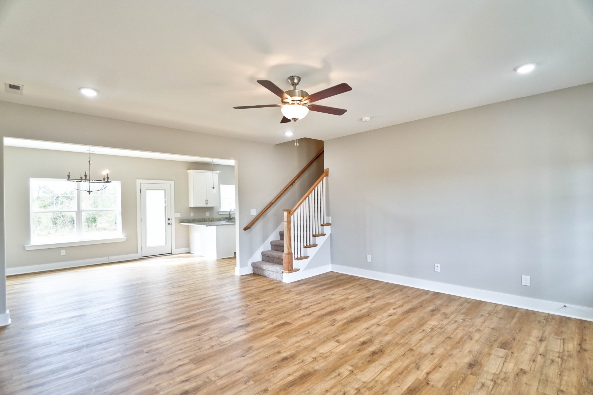 618 Vrabel Road Murfreesboro, TN 37130 - Photo 4 of 15 Gallery Image 4