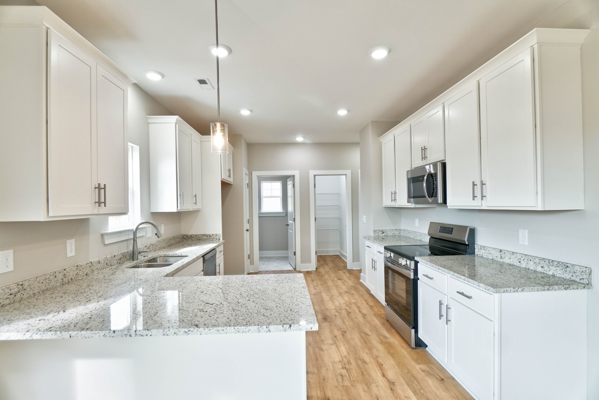 618 Vrabel Road Murfreesboro, TN 37130 - Photo 6 of 15 Gallery Image 6