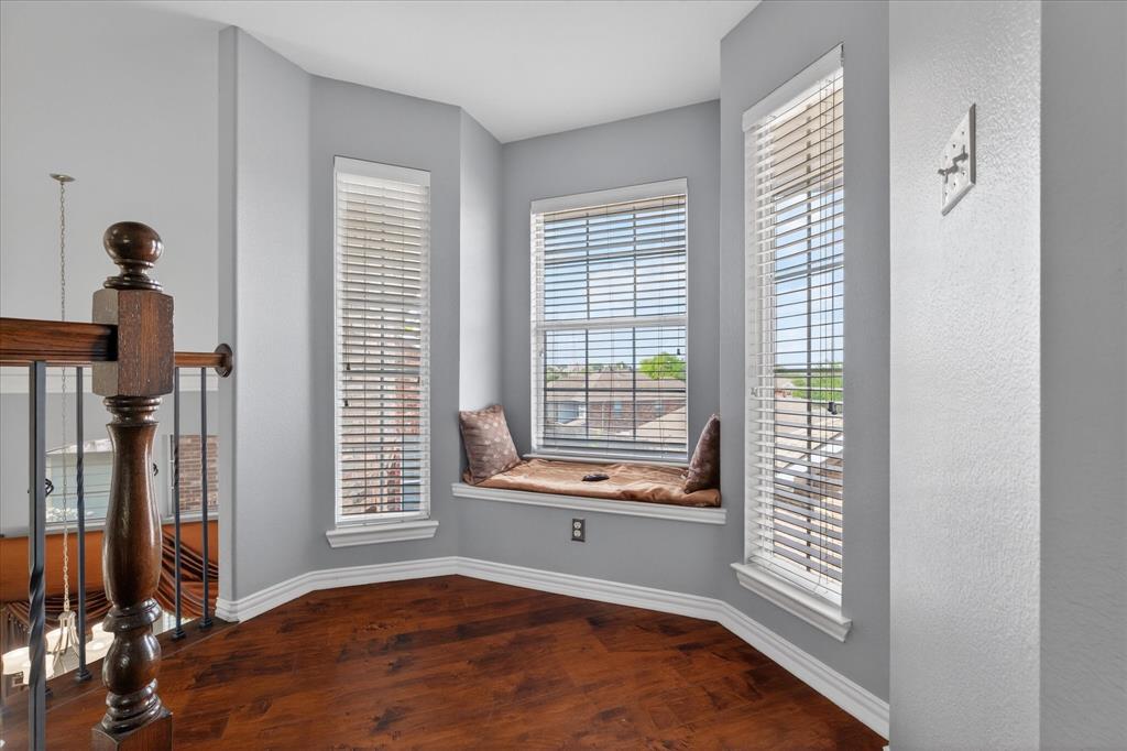 8708 Rugby Road Irving, TX 75063 - Photo 22 of 39