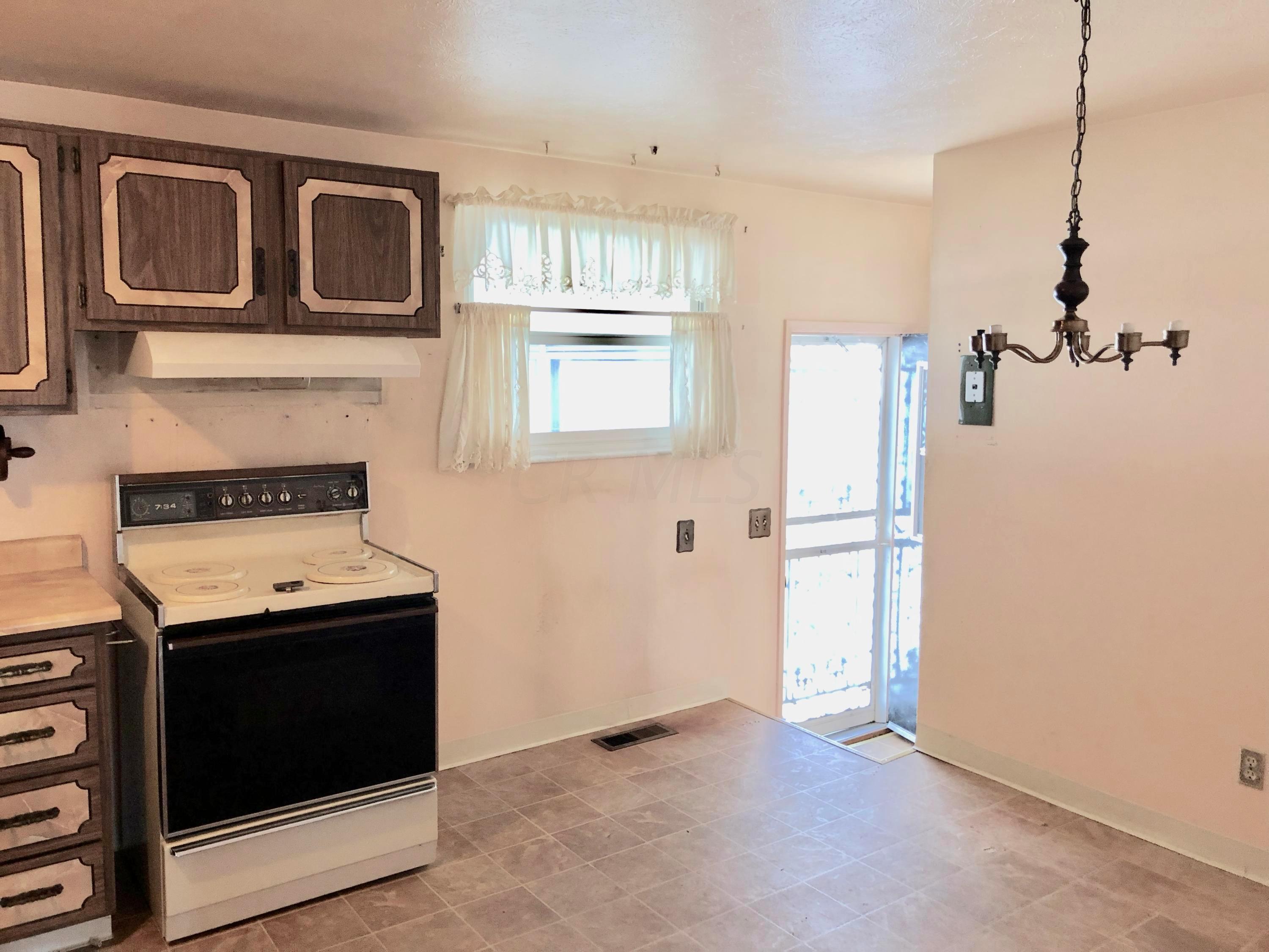 3142 Penfield Road Columbus, OH 43227 - Photo 7 of 20 Gallery Image 7
