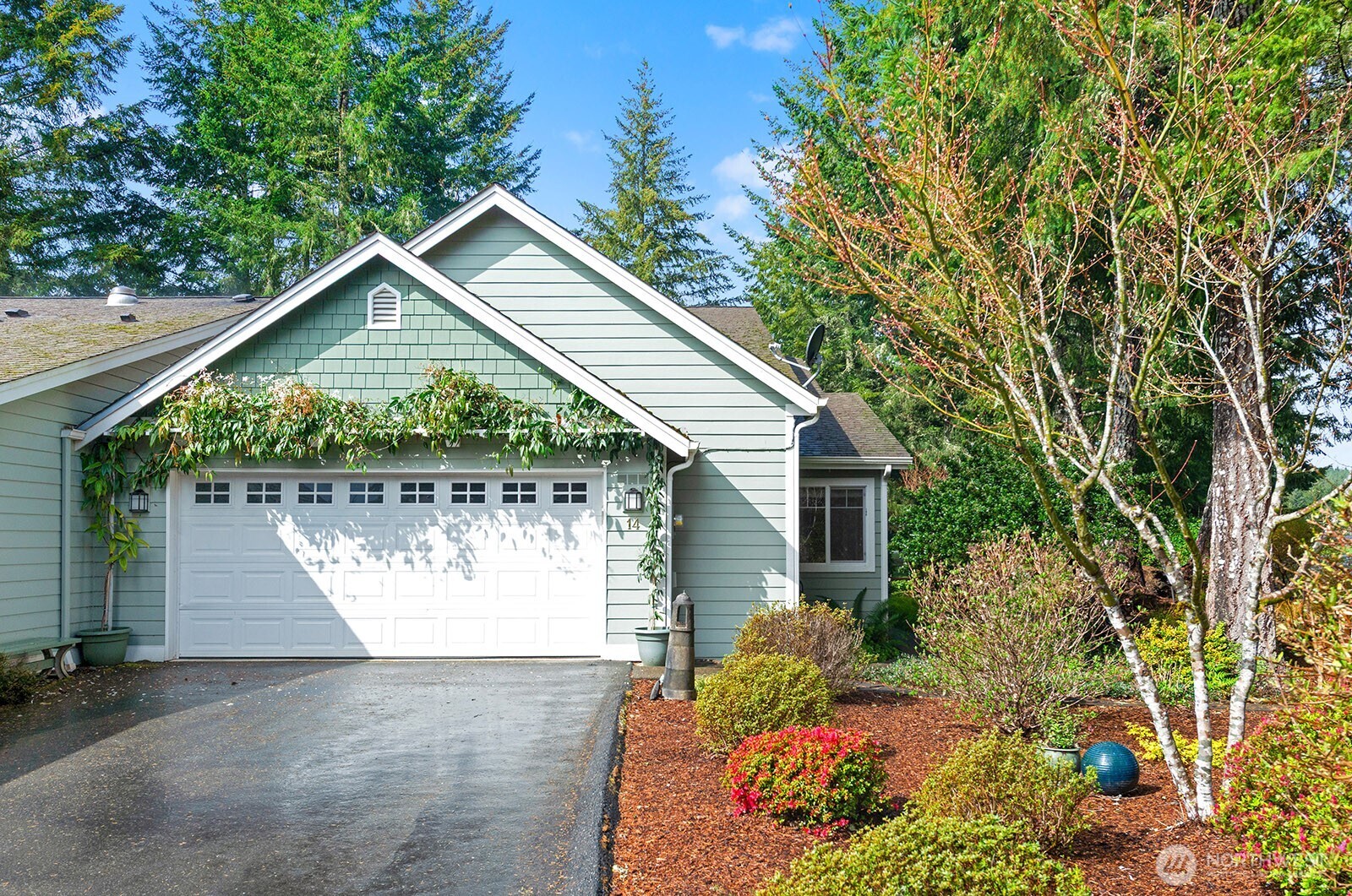 321 East Soderberg Road, Unit E 14 Allyn, WA 98524 - Photo 2 of 40