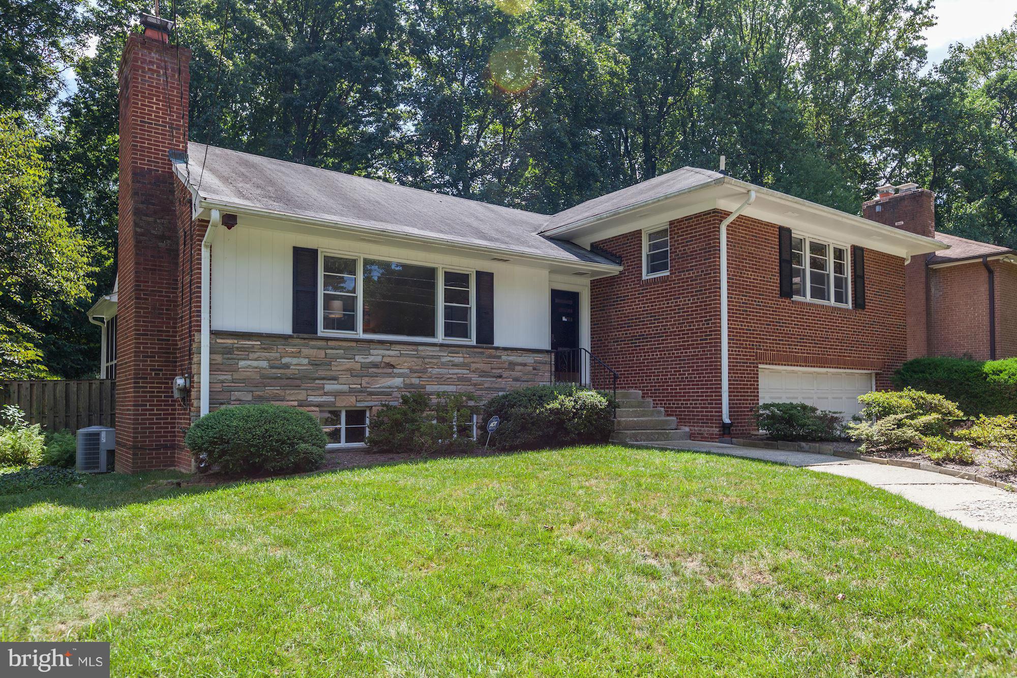 9509 Midwood Road Silver Spring, MD 20910 - Photo 1 of 20 Exterior (Front)
