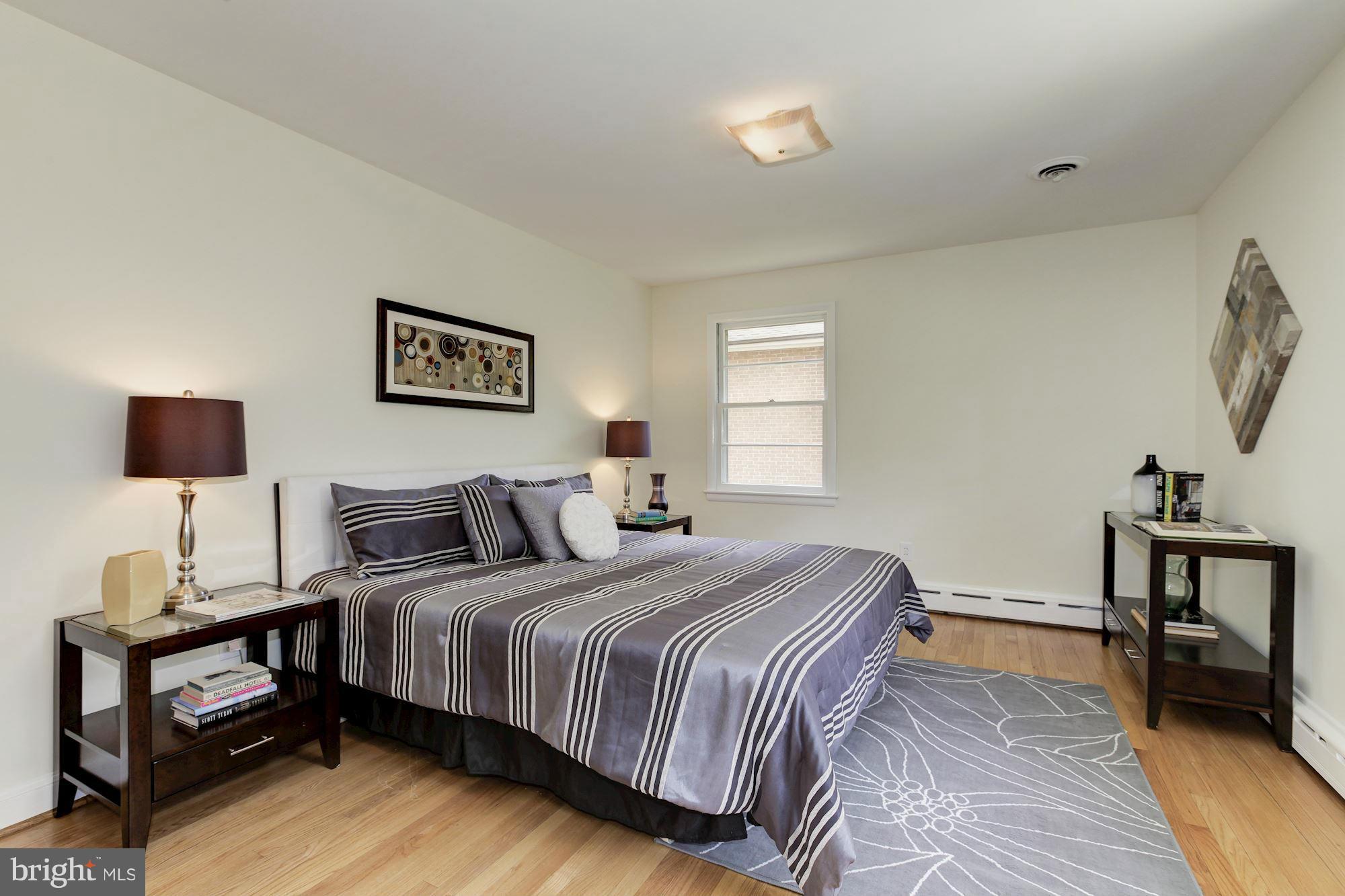 9509 Midwood Road Silver Spring, MD 20910 - Photo 7 of 20 Bedroom (Master)