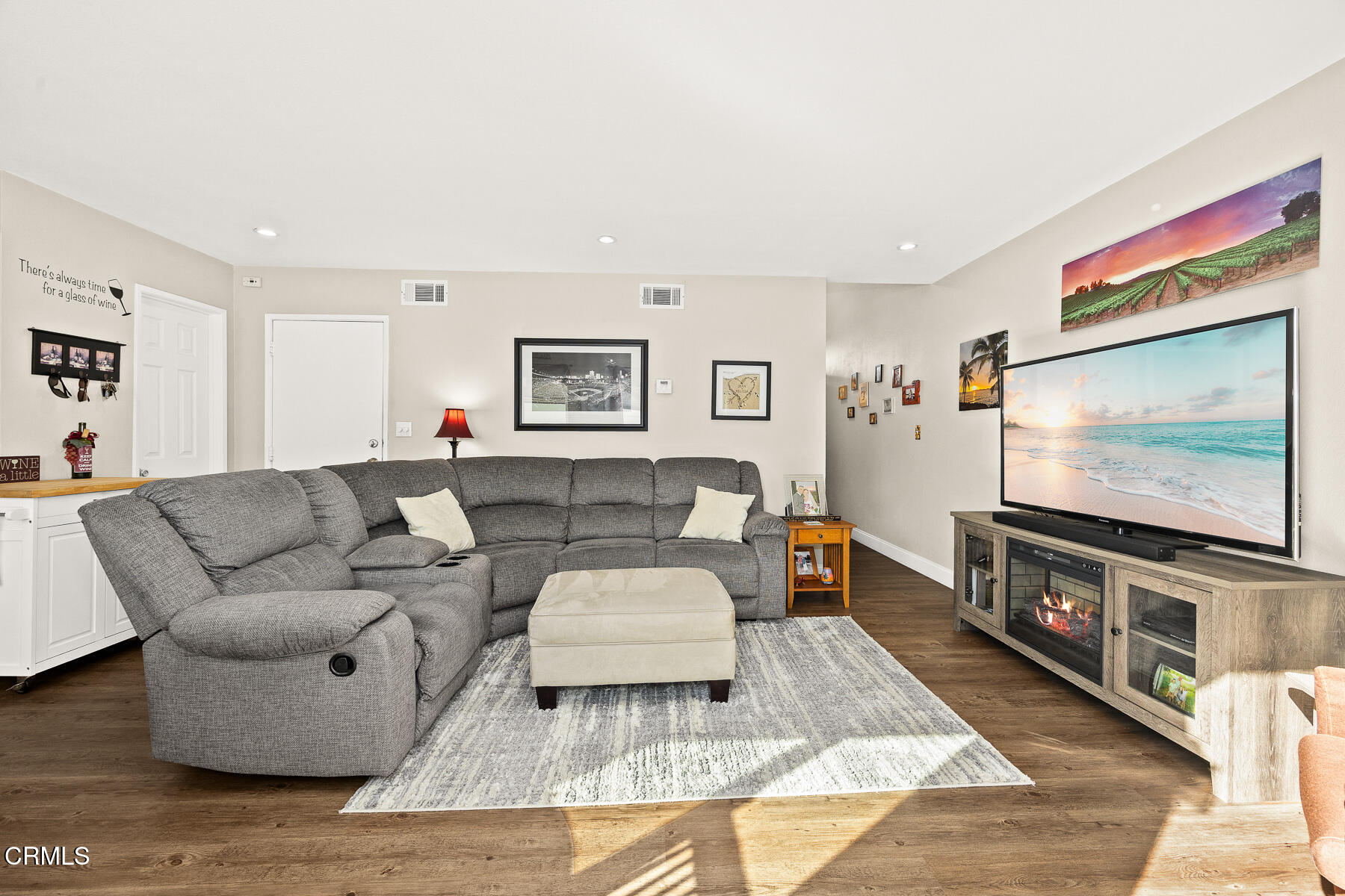 2104 Raymond Avenue, Unit 9 Altadena, CA 91001 - Photo 4 of 24 MLS_10