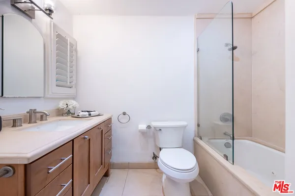 $7,500 | 2559 Hutton Drive, Beverly Hills, CA 90210