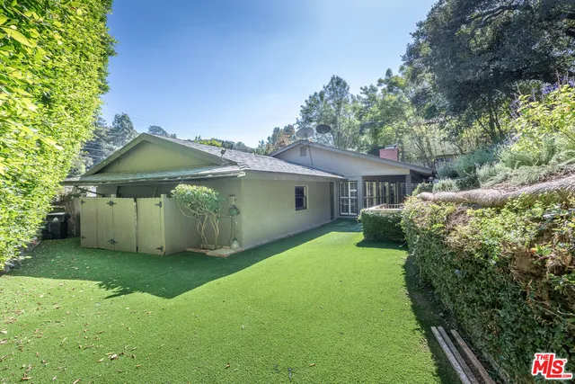 $8,250 | 2559 Hutton Drive, Beverly Hills, CA 90210