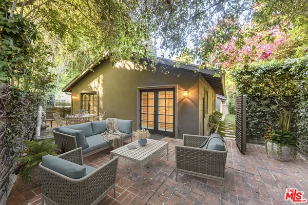 $7,500 | 2559 Hutton Drive, Beverly Hills, CA 90210