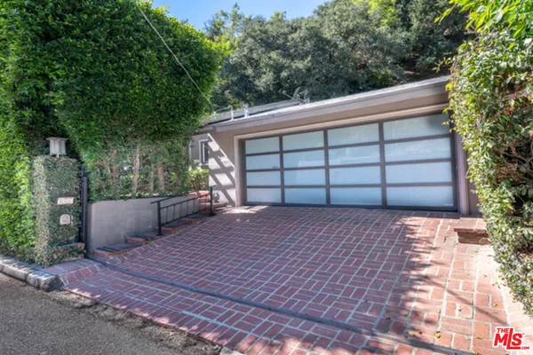 $7,500 | 2559 Hutton Drive, Beverly Hills, CA 90210