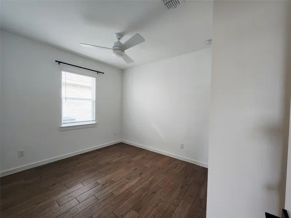 $2,400 | 8430 Bay Ridge Drive, Baytown, TX 77523