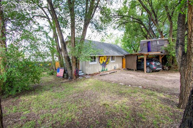46 Sunflower Road Colorado Springs, CO 80907 - Photo 5 of 35 detached carport