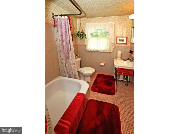 1329 Green Road Abington, PA 19001 - Photo 12 of 17 Bathroom