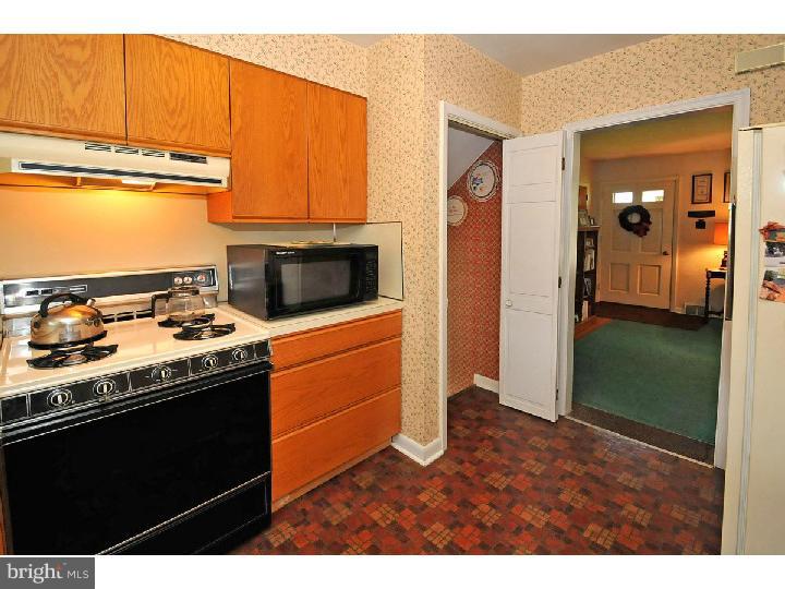 1329 Green Road Abington, PA 19001 - Photo 6 of 17 Kitchen