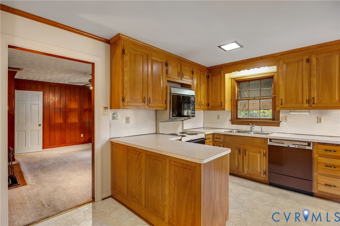 1616 Princeton Road Richmond, VA 23227 - Photo 13 of 49 Gallery Image 13