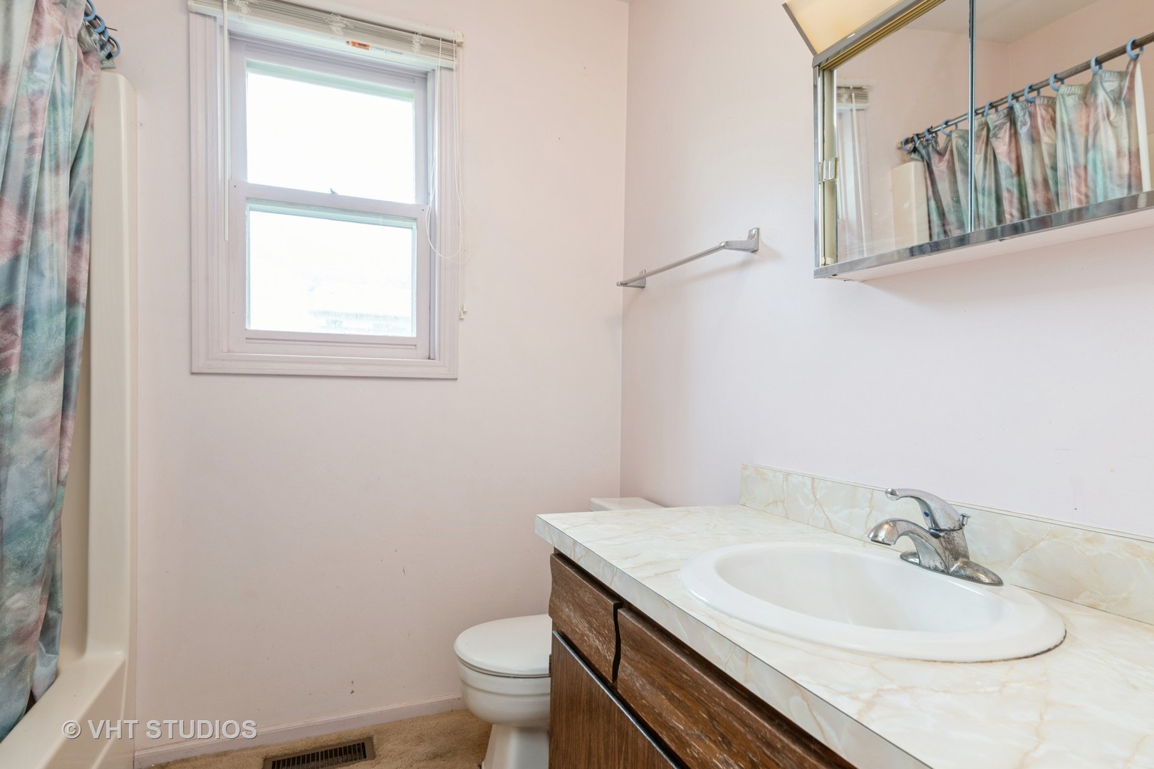 1910 Powder River Path Elgin, IL 60123 - Photo 8 of 18 Gallery Image 8