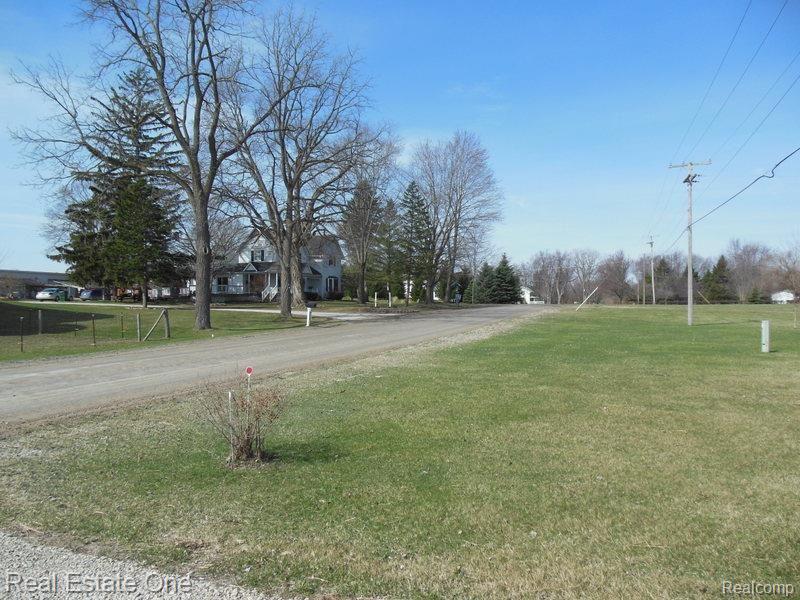 10530 Converse Road Fowlerville, MI 48836 - Photo 13 of 67 Neighborhood view to the West, Country Living