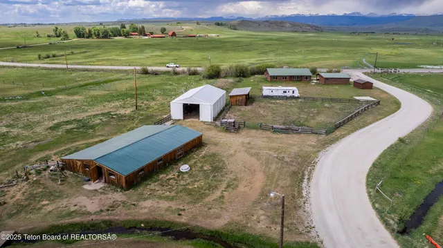 $724,900 | 8 Looney Lane, Pinedale, WY 82941
