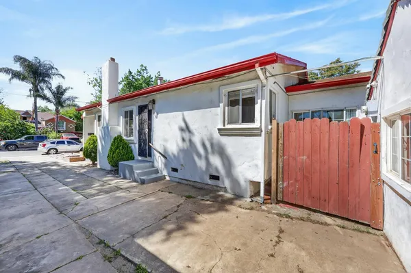 $372,000 | 3459 37th Street, Sacramento, CA 95817