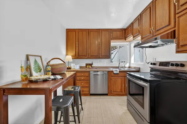 $372,000 | 3459 37th Street, Sacramento, CA 95817