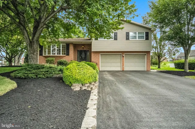 a picture of floor plan