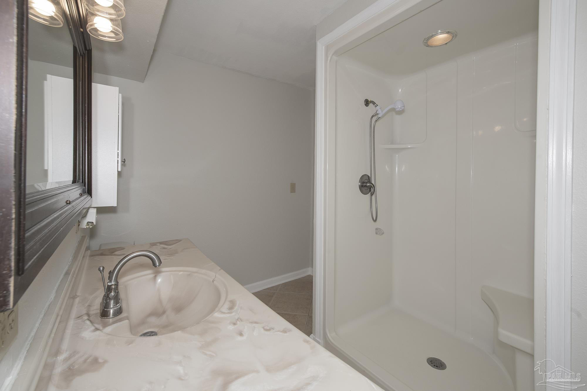211 Berry Road Pensacola, FL 32507 - Photo 24 of 39
