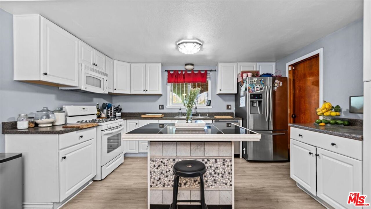 1839 North Millard Avenue Rialto, CA 92376 - Photo 14 of 20