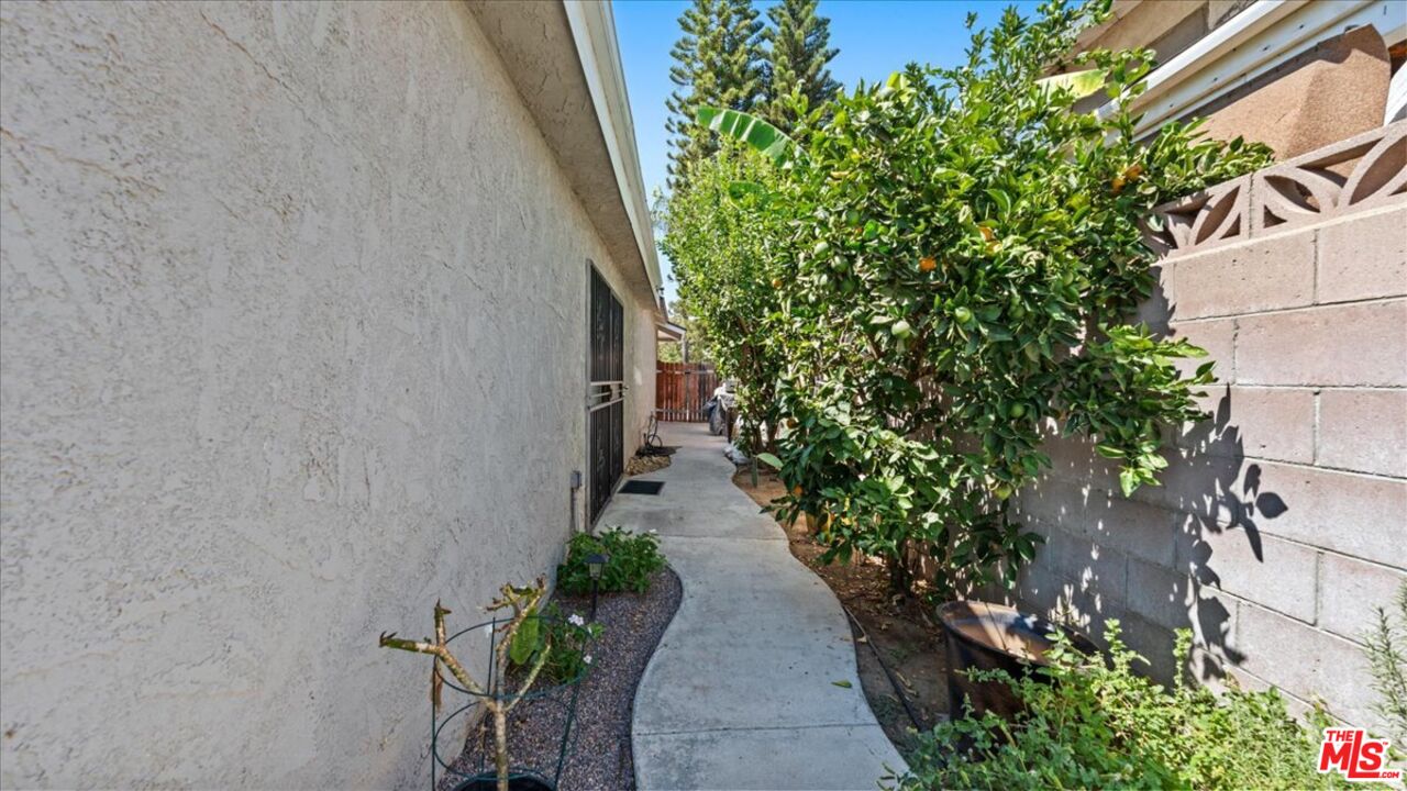 1839 North Millard Avenue Rialto, CA 92376 - Photo 10 of 20