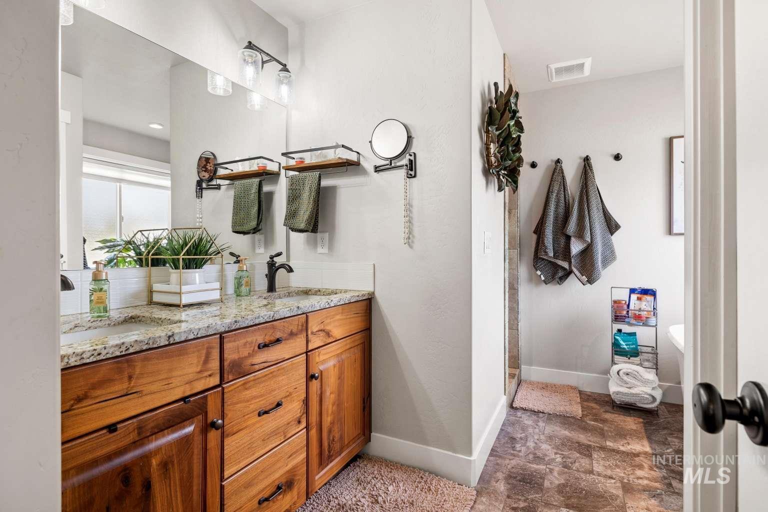 744 Midnight Sun Loop Twin Falls, ID 83301 - Photo 16 of 50