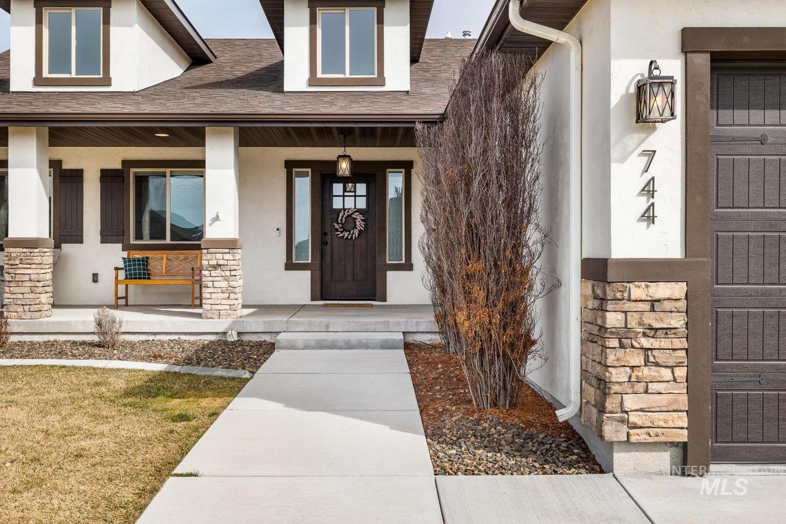 744 Midnight Sun Loop Twin Falls, ID 83301 - Photo 2 of 50