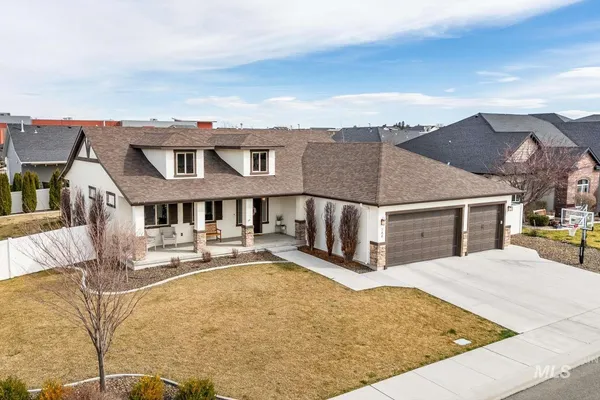 $699,000 | 744 Midnight Sun Loop, Twin Falls, ID 83301