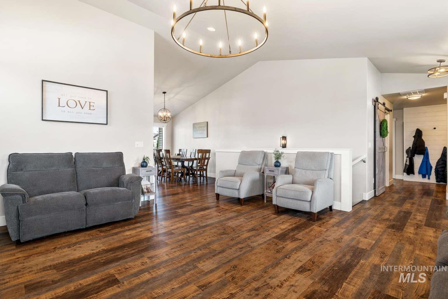 744 Midnight Sun Loop Twin Falls, ID 83301 - Photo 8 of 50