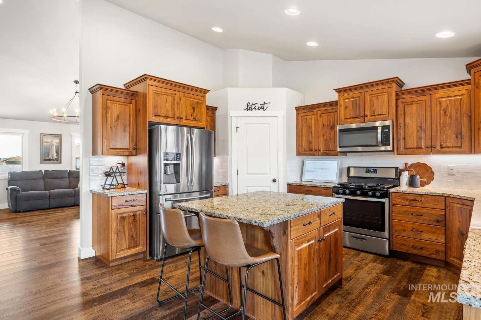 744 Midnight Sun Loop Twin Falls, ID 83301 - Photo 10 of 50