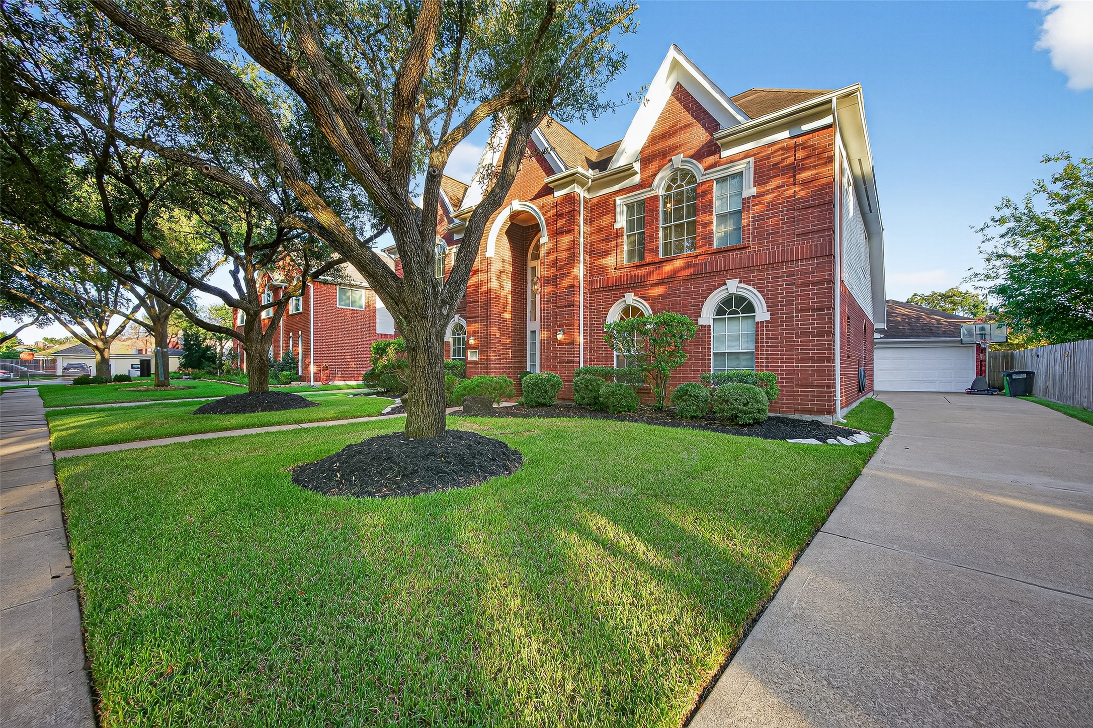 13011 Mossy Ridge Cove Houston, TX 77041 - Photo 41 of 50 a front view of a house with a yard