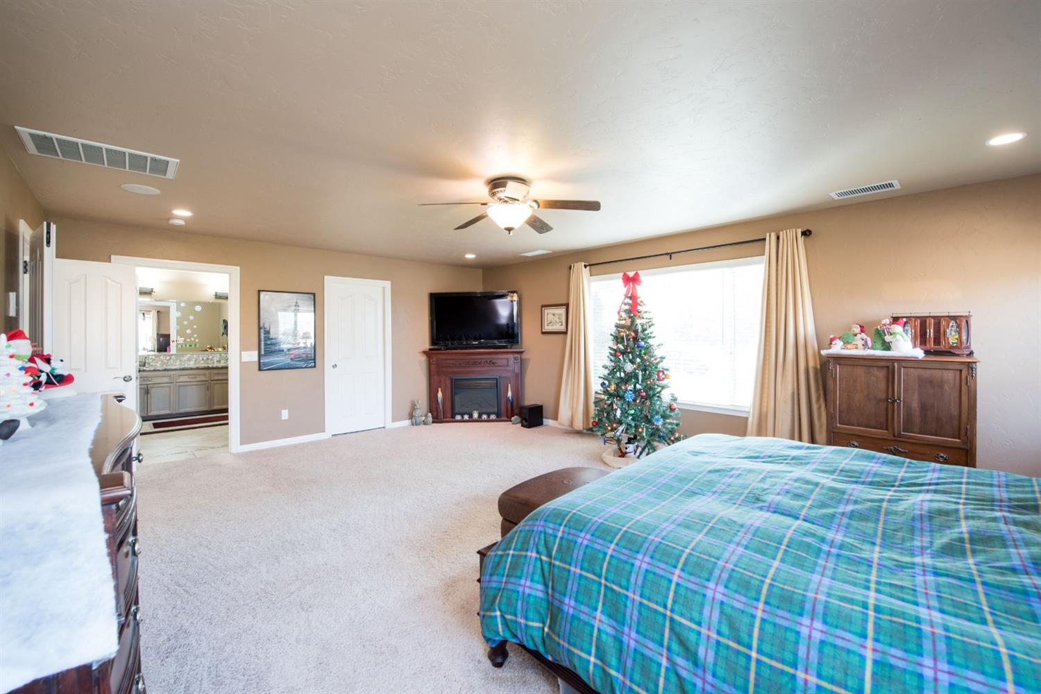 16751 La Canada Road Madera, CA 93636 - Photo 23 of 51 Gallery Image 23