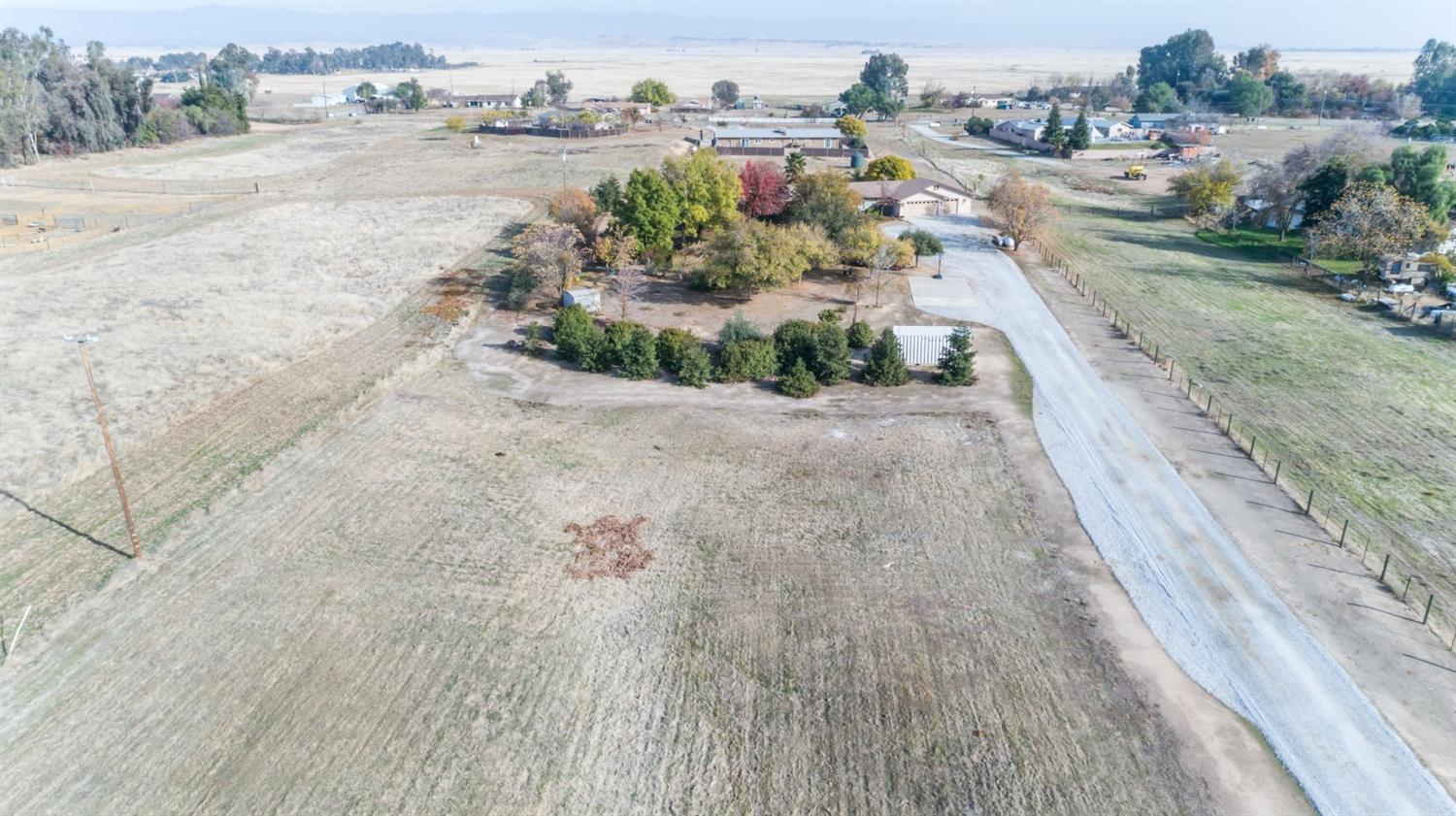 16751 La Canada Road Madera, CA 93636 - Photo 46 of 51 Gallery Image 46