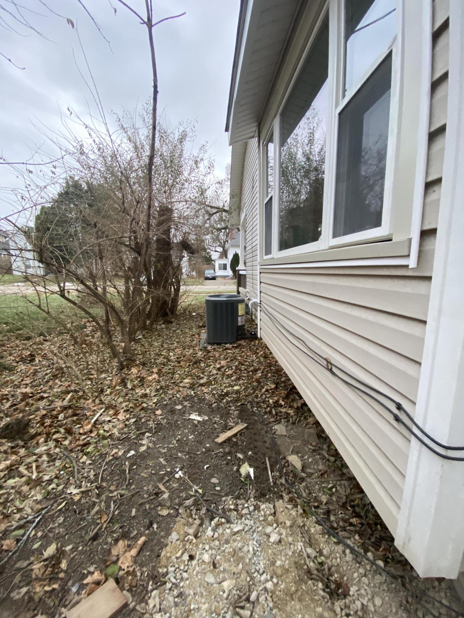 310 East 3rd Street Springfield, OH 45503 - Photo 8 of 32