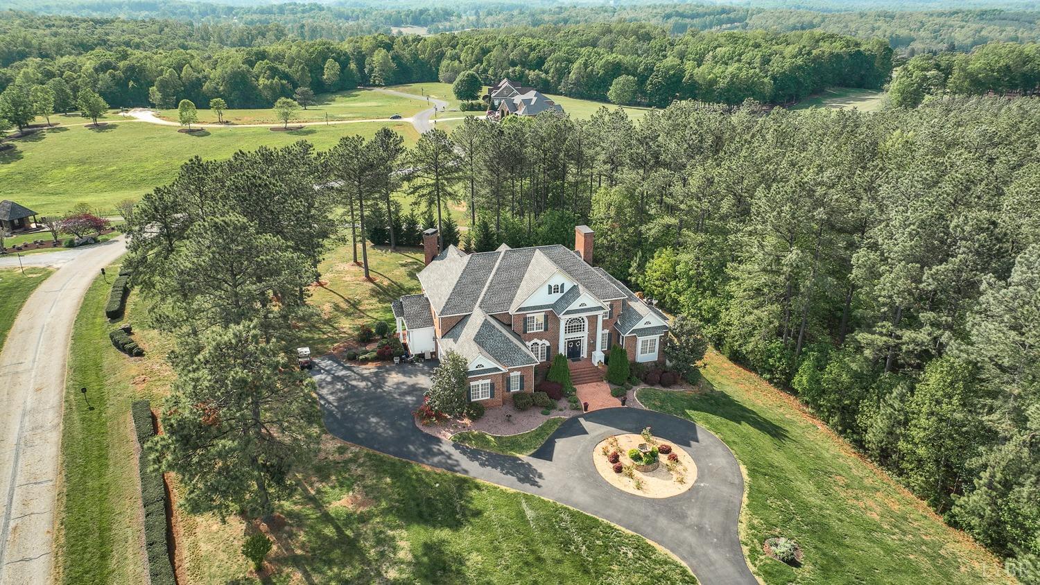 107 Emory Way Amherst, VA 24521 - Photo 2 of 84