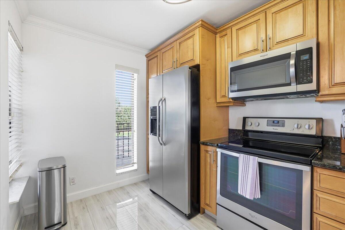 16 Royal Palm Way, Unit 205 Boca Raton, FL 33432 - Photo 9 of 52 04-8I8A1047