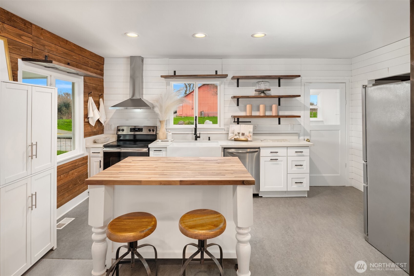 6001 Riverview Road Snohomish, WA 98290 - Photo 8 of 35