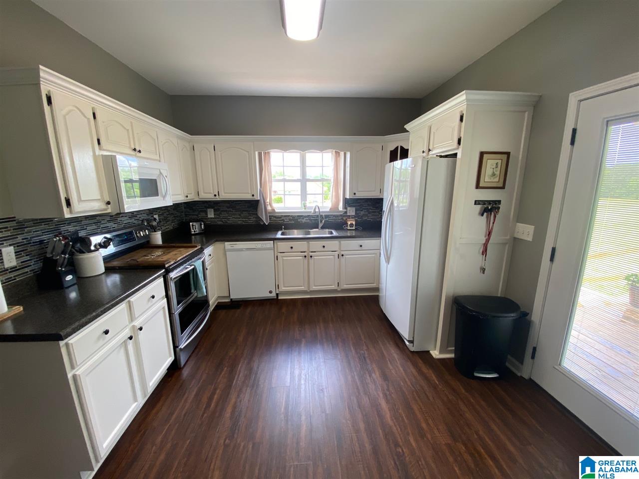 3931 Lawson Gap Road Boaz, AL 35956 - Photo 2 of 32