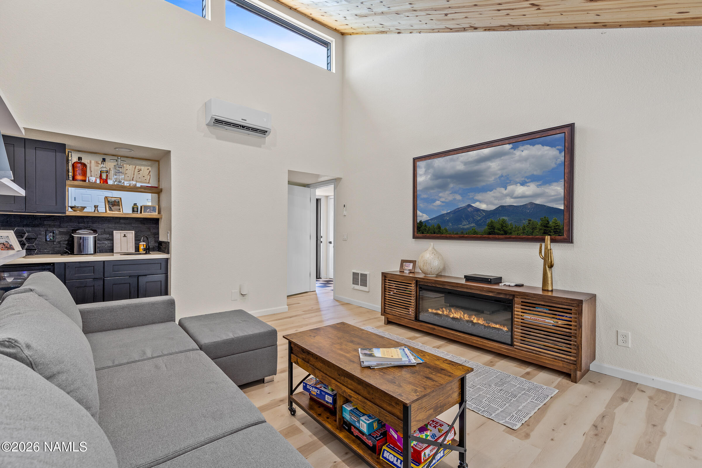 17980 Walapai Road, Unit 2B Munds Park, AZ 86017 - Photo 8 of 24 Primary bedroom/flex room