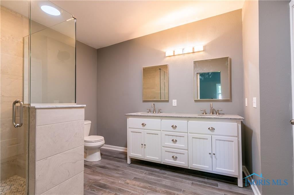 2265 Pickle Road Oregon, OH 43616 - Photo 14 of 33 Gallery Image 14