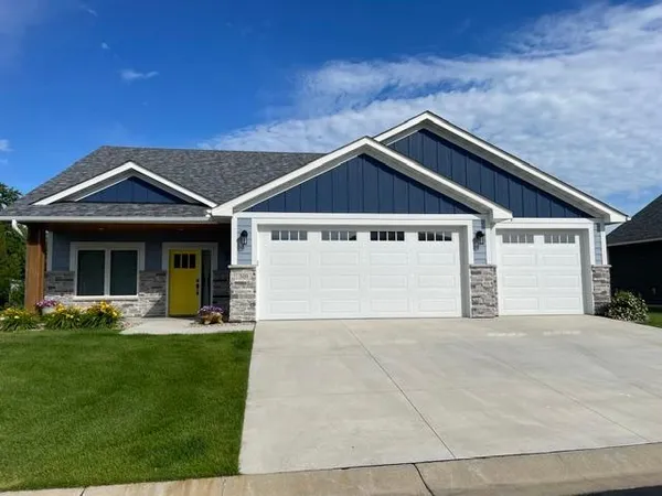 $624,900 | 510 River Valley Lane, Dundas, MN 55019