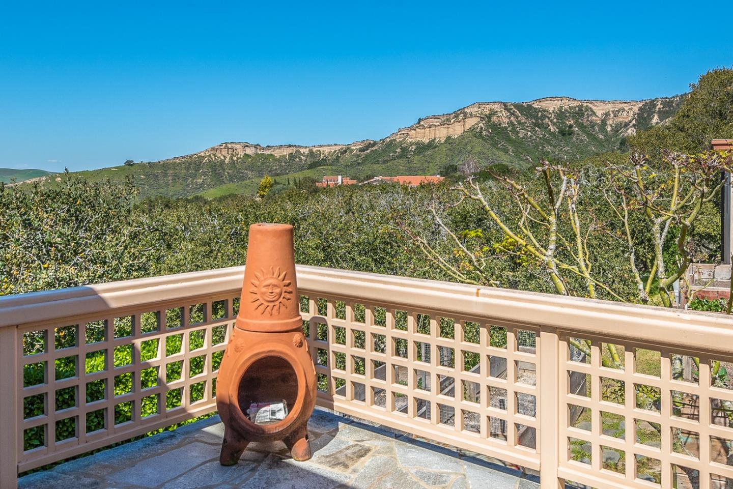 14550 Castlerock Road Salinas, CA 93908 - Photo 47 of 50 a view of a large building with a mountain view