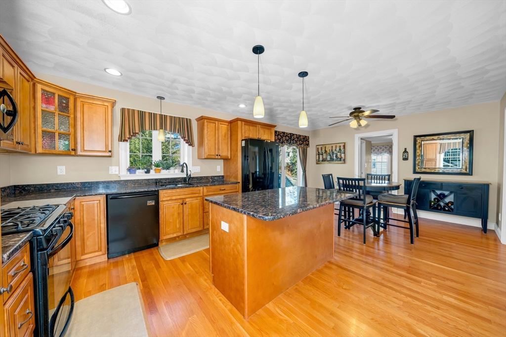 4 Bass Street Beverly, MA 01915 - Photo 5 of 42