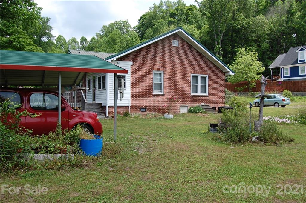 216 Spring Street Marion, NC 28752 - Photo 14 of 40 Gallery Image 14
