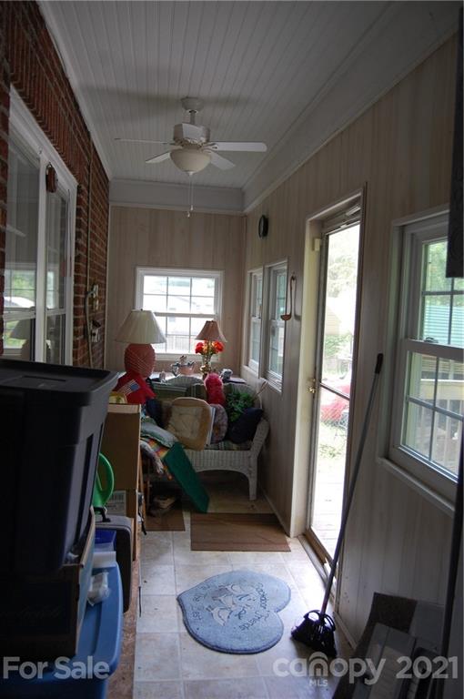 216 Spring Street Marion, NC 28752 - Photo 21 of 40 Gallery Image 21